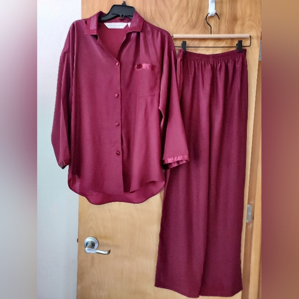 Victoria's Secret pajama set